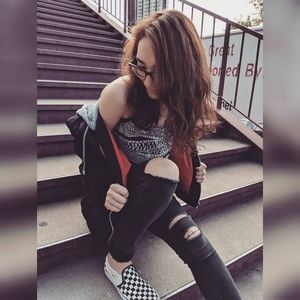 Meet your Posher, Marisa